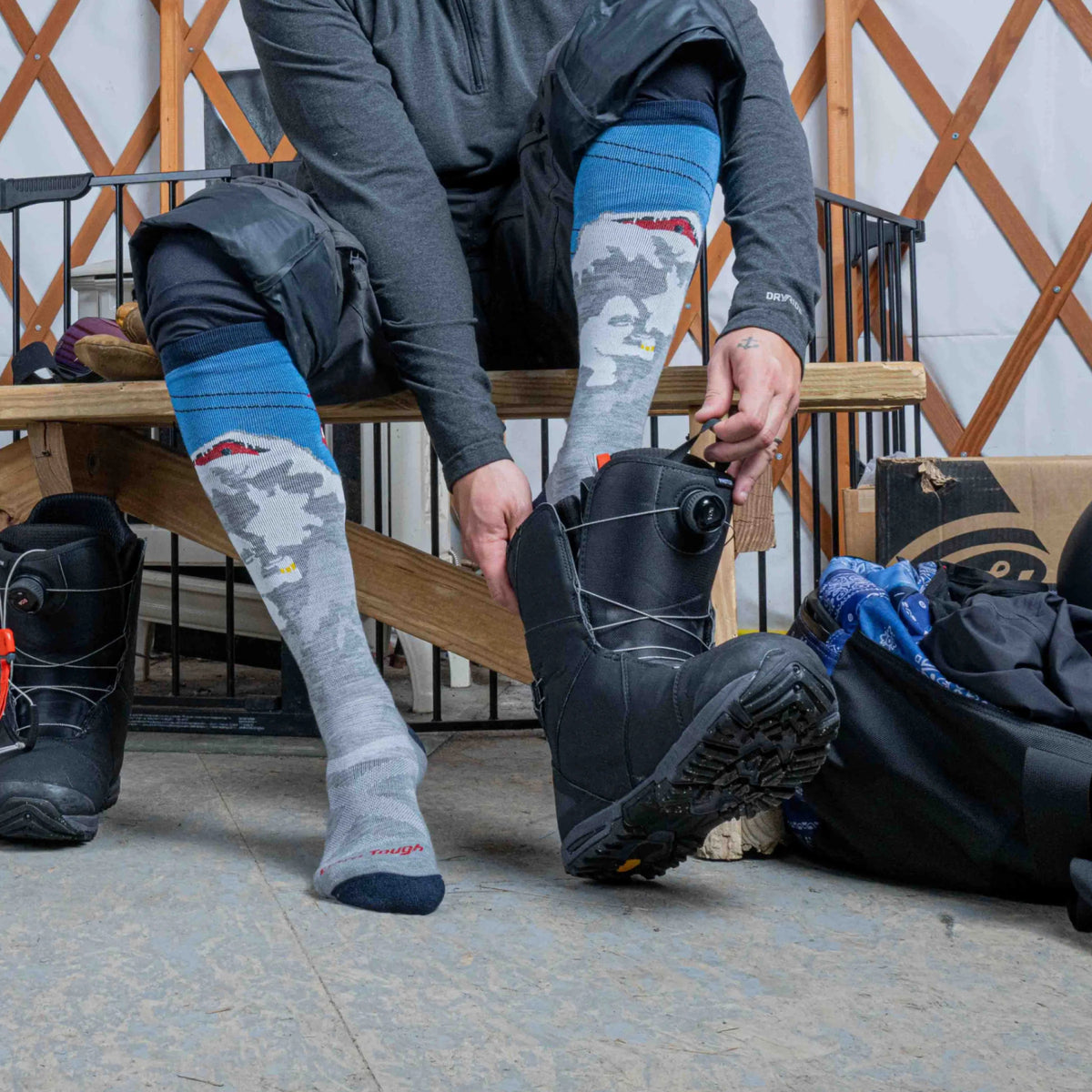 Men's Heady Yeti Over-the-Calf Midweight Ski & Snowboard Socks